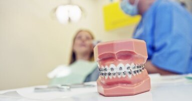 Duas profissões em odontologia entre os dez mais bem remunerados empregos nos EUA