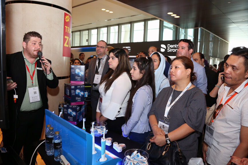 Free training zones at the Oral-B booth