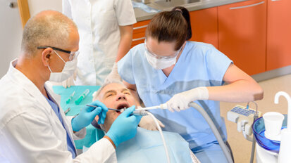 Zahnextraktion vor Herz-OP nicht immer empfehlenswert Zahnextraktion vor Herz-OP nicht immer empfehlenswert