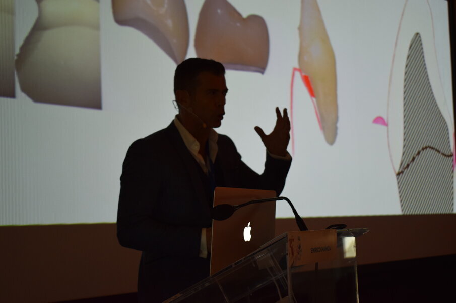 Dott. Enrico Manca (© Tueor Servizi).