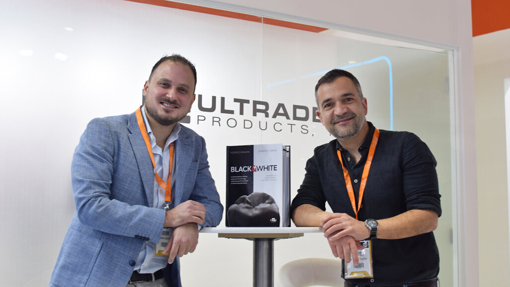 Black and White: A multidisciplinary approach to aesthetic dentistry