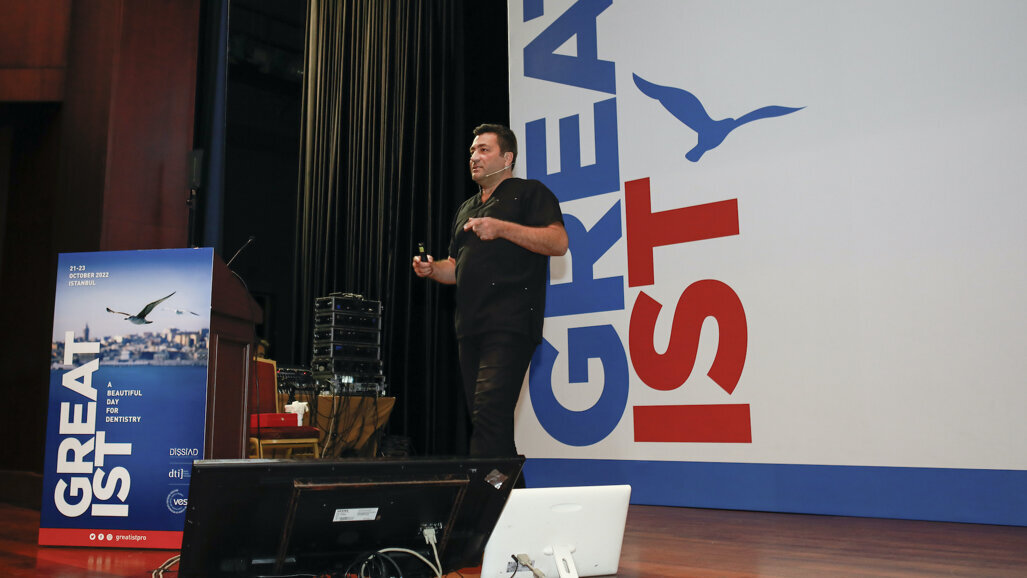 Dt. Serdar Sıralar’dan GREATIST 2022’ye Özel Stand-Up Gösterisi