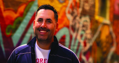 Comedian Josh Sneed to headline the Hinman 2025 Keynote Session