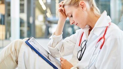 ÖÄK fordert Vollzeitprämien und steuerfreie Überstunden für Spitalsärzte