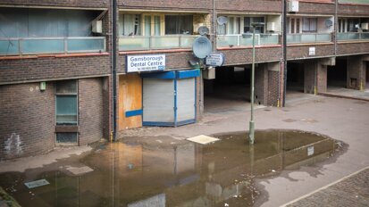 Cách khắc phục tình trạng sa mạc nha khoa ở Anh: Bài học toàn cầu từ 26 quốc gia