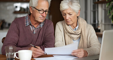 Jede dritte versicherte Person in der Schweiz plant Krankenkassenwechsel für 2026