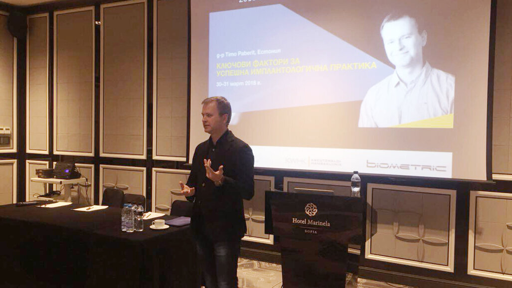 Д-р Тимо Паберит представи имплантната система Biometric на двудневен курс в София