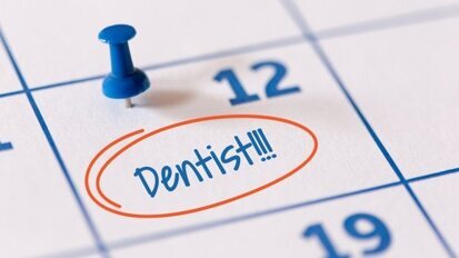 Mais de quarenta por cento gostaria de ir ao dentista com mais frequência