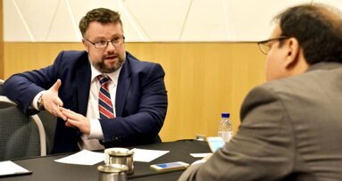 专访Iain Pretty博士：“新加坡的饮用水加氟措施是值得肯定的”