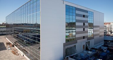 Η εταιρεία Planmeca γιορτάζει την 40η επέτειό της επεκτείνοντας τις εγκαταστάσεις της