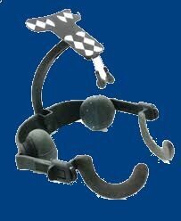 Figg. 5a-5f - I differenti protocolli d’intervento supportati dal sistema Navident by Claronav. Per sopperire ai diversi scenari clinici ci si può ritrovare ad affronta in chirurgia implantoprotesica; navistent nel paziente edentulo con ancoraggio orizzontale (a) e verticale (b); c) navistent nel paziente non edentulo;  Trace and Place composto da Tracer (d) in associazione a Jaw Tracker (e) o Head Tracker (f) (quest’ultimo solo per l’arcata superiore).