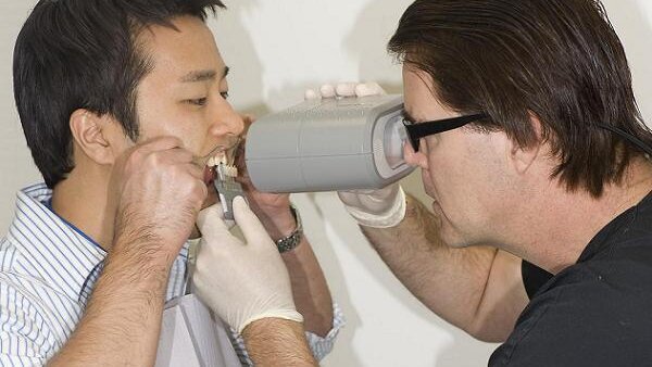 Shade analysis and communication