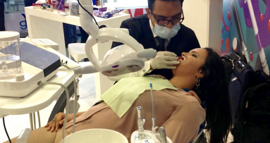 FGM demuestra en vivo la eficacia de sus productos de blanqueamiento dental
