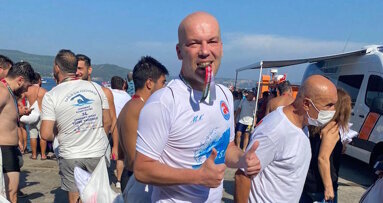 Diş Hekimi, Çanakkale Boğazı’nı İkinci Kez Yüzerek Geçti