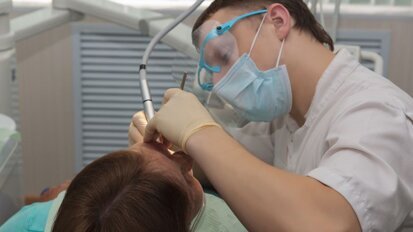 Er gaat veel mis bij wortelkanaalbehandelingen, vindt RTL