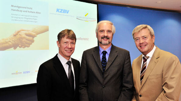 Mundgesund trotz Handicap und hohem Alter