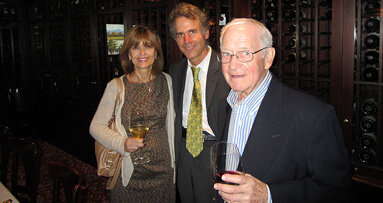 Harvard alums honor Dr. Alvin Krakow