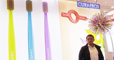 Presentan línea de productos de higiene dental