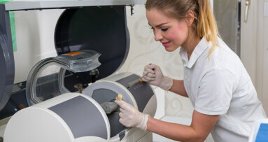 The integration of CAD/CAM into dental school curricula