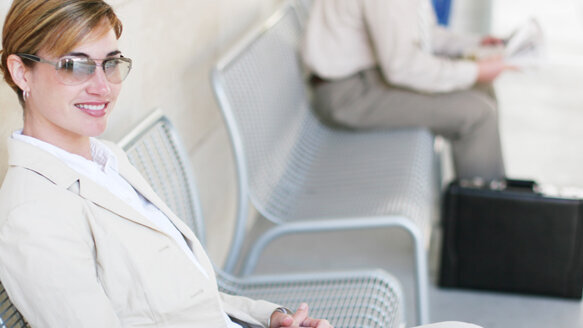 Florida dentist pampers his patients with massages