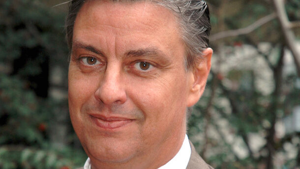 DT Study Club zeigt neues Webinar zu Kompositfüllungen