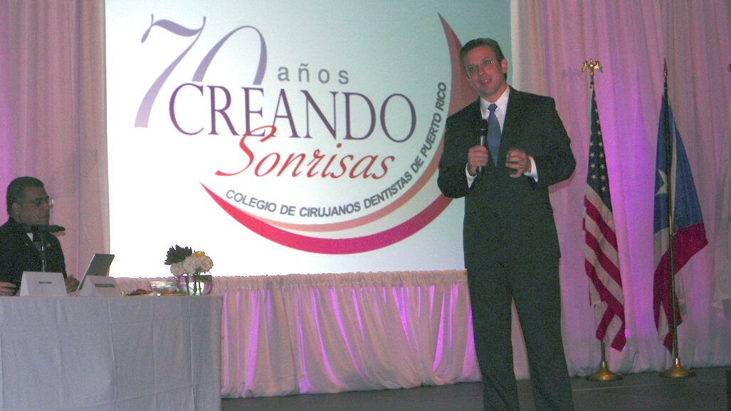 Los candidatos a gobernador acuden al congreso del CCDPR