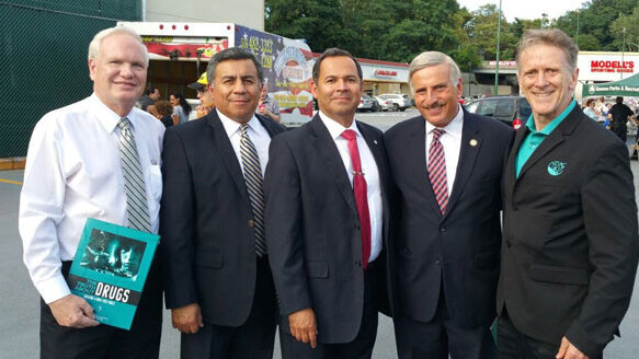 Dentist leads fight against drug abuse at National Night Out fairs