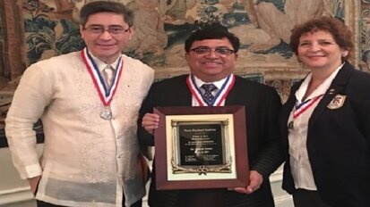 Dr.Mahesh Verma receives “Elmer S Best Memorial Award”during FDI in Madrid