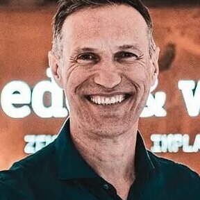 Dr. Marcus Striegel Dr. Marcus Striegel