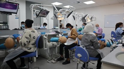 Master’s in Clinical Periodontics which allows dentists to build on their skills while continuing to practice