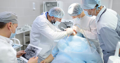 Pilotstudie untersucht Stressreaktionen von Studierenden bei zahnmedizinischen Eingriffen