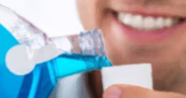 El uso adecuado de los enjuagues bucales