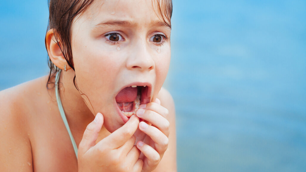 Wartezimmer-Poster: „Rette Deinen Zahn“ sensibilisiert für Zahnunfälle