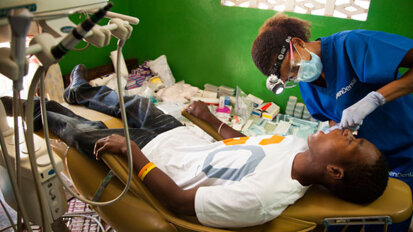 Aspen Dental team brings free dental care and education to struggling Haiti Aspen Dental team brings free dental care and education to struggling Haiti