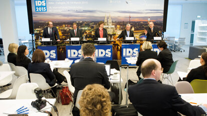 Il nuovo dentista e il laboratorio tecnologico digitale. All’IDS 2015 record di visitatori ed espositori e digital dentistry superstar