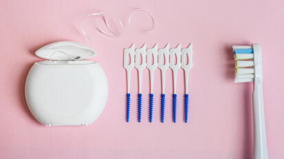 Europäischer Tag der Parodontologie: Wie man Parodontitis vorbeugt Europäischer Tag der Parodontologie: Wie man Parodontitis vorbeugt