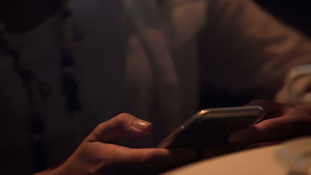 Oud-studente Tandheelkunde blijft docenten stalken