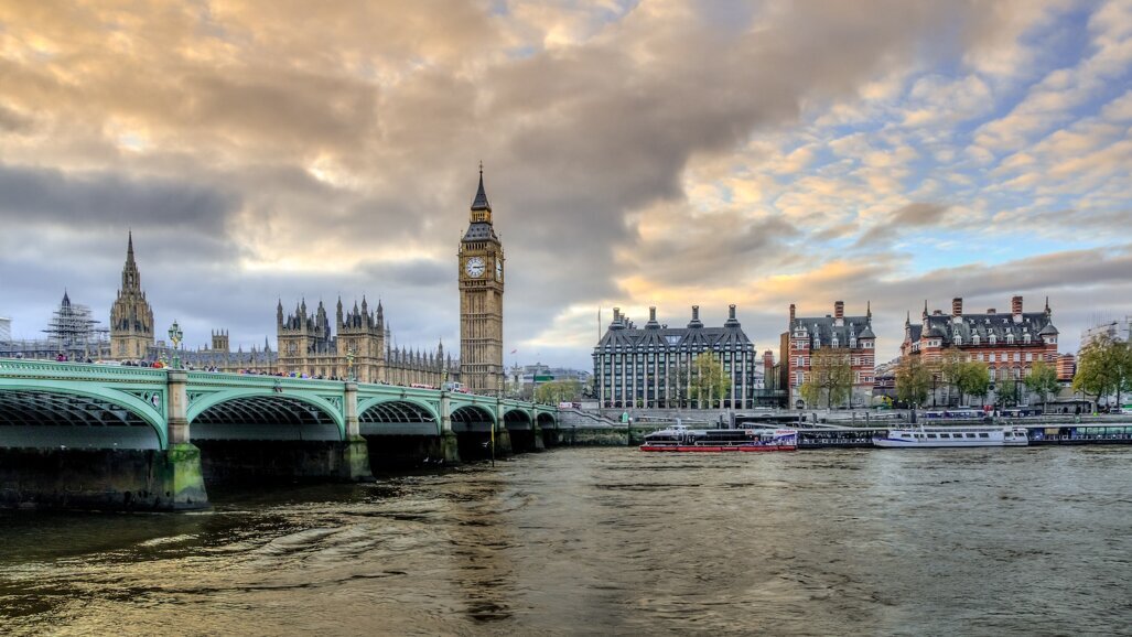 İngiltere’de Dental Kariyer için Önemli Tarih