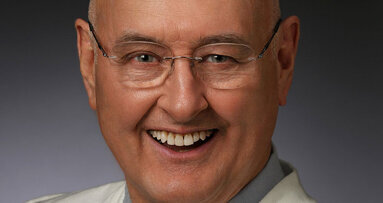 Davis to receive ADA Humanitarian Award