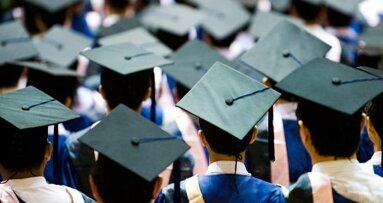 Studentii greci sunt interesati sa studieze medicina, stomatologie si farmacie in Romania