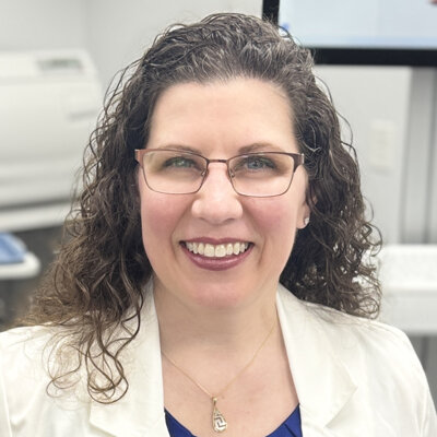 Dr Melissa Shotell