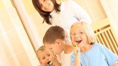 4,9 Millionen Kinder und Jugendliche nahmen an Gruppenprophylaxe teil