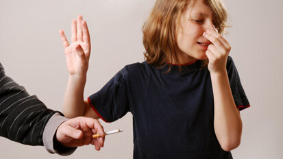 Passivrauchen erhöht Parodontitis-Gefahr