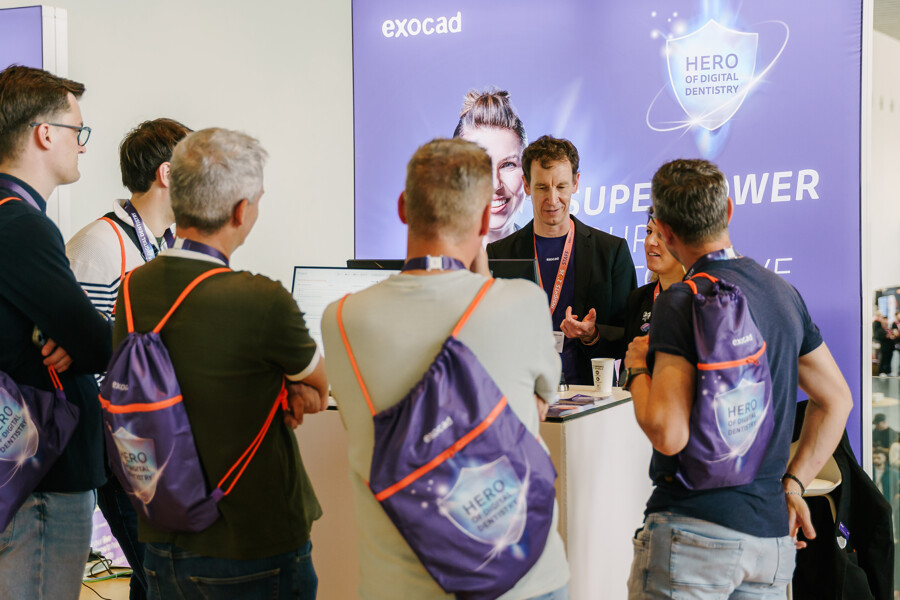 Once again, a popular stop during the breaks: the exocad expert corner, where exocad software experts answered specific, hands-on questions about exocad’s software solutions. 