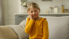 Nearly 5000 Kiwi children waiting in pain as dental system strains