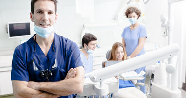 Διαχείριση της επιστημονικής προβολής: Ο Ed Bonner και η Adrianne Morris μελετούν τη δύναμη της ηθικής διαχείρισης πίστωσης