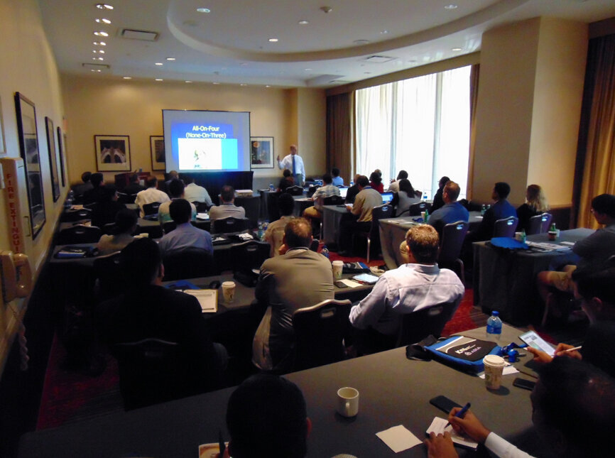 Dr. Randolph Resnik presents ‘Surgical and Prosthetic Considerations for the Full-Arch Zirconia Prosthesis’ at ICOI 2019. (Photo: Fred Michmershuizen/DTA)