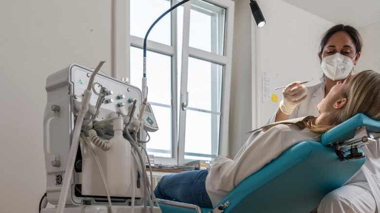 Zahn-Sprechstunde für obdachlose Menschen