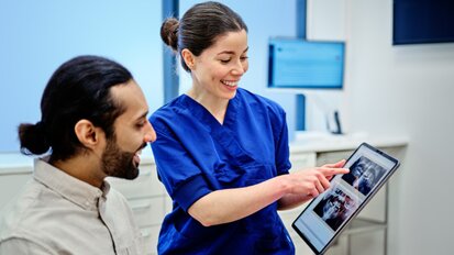 Studien bestätigen Vorteile robotergebogener SureSmile-Drähte