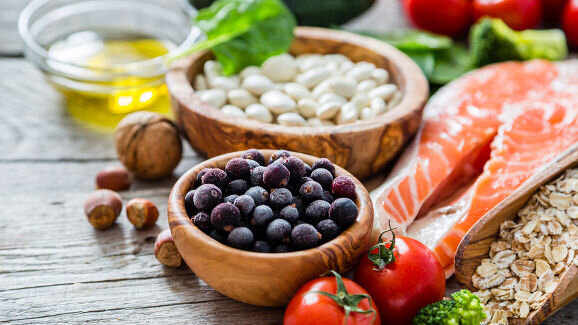 Una dieta baja en carbohidratos puede ayudar a aliviar la inflamación periodontal